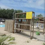 Prestige 19 Piscine Partagee Camping *