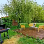 Camping Prestige 19 Piscine Partagee Saint-Gervais (Vendee)