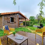 Prestige 19 Piscine Partagee * Saint-Gervais (Vendee)