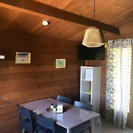 Prestige 19 Piscine Partagee Saint-Gervais (Vendee)