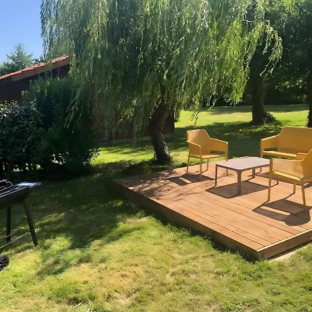 Prestige 19 Piscine Partagee * Saint-Gervais (Vendee)