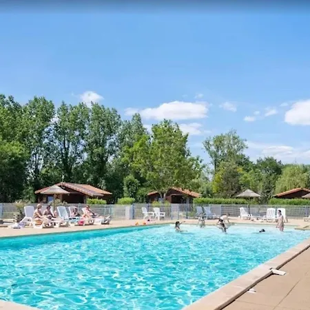 Prestige 19 Piscine Partagee *