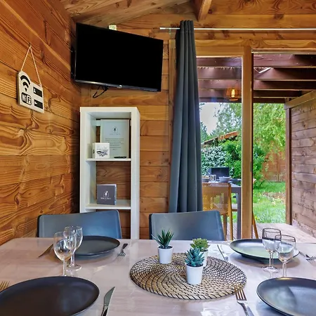 Prestige 19 Piscine Partagee Saint-Gervais (Vendee)
