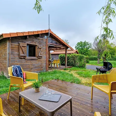 Prestige 19 Piscine Partagee * Saint-Gervais (Vendee)